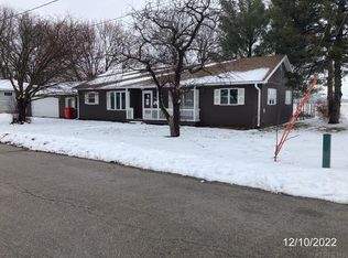 402 Swartwood St, Rudd, IA 50471