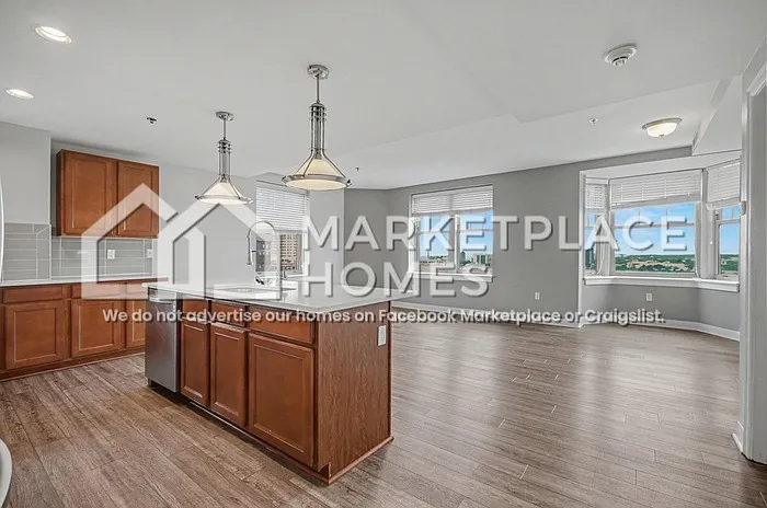525 W Lafayette Blvd #16E — Photo 5