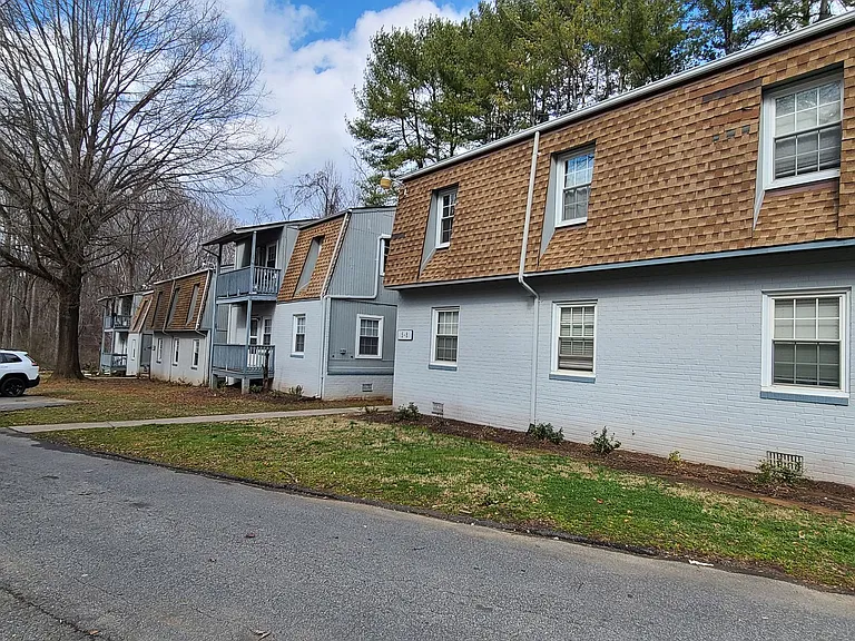 1200 Craigmont Dr — Photo 38