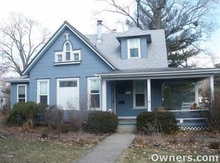 1302 W Church St, Champaign, IL 61821