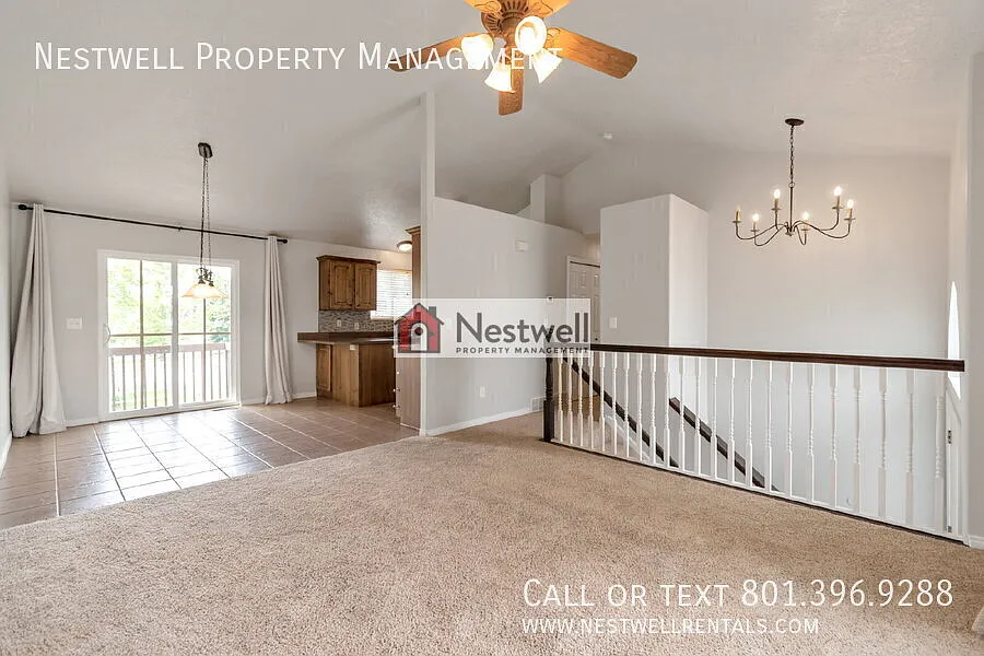 Gorgeous 4-bed Home in Herriman — Photo 3
