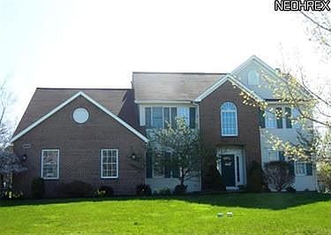 1st image of 8845 Chaucer Blvd