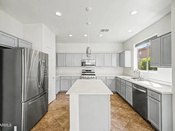 3859 E FAIRVIEW Street, Gilbert, AZ 85295