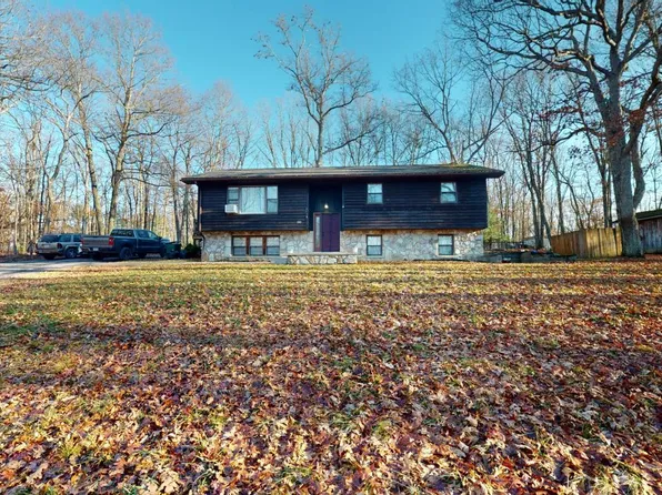 202 Deerfield Dr, Oakland, MD 21550