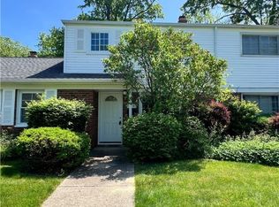 339 E 235th St, Euclid, OH 44123