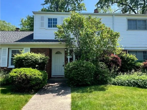 339 E 235th St, Euclid, OH 44123
