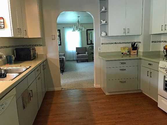 3rd image of 4727 Bianchi Dr