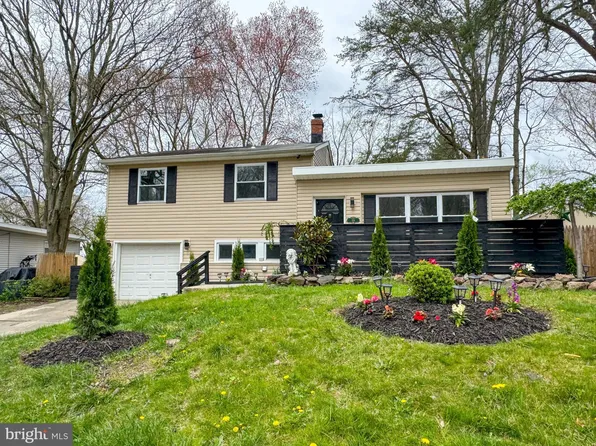 108 Glenwood Ave, Somerdale, NJ 08083