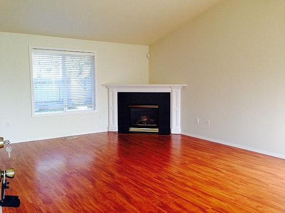 4th image of 3317 NE 148th Ave
