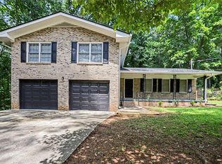 345 Fond Du Lac Dr, Stone Mountain, GA 30088