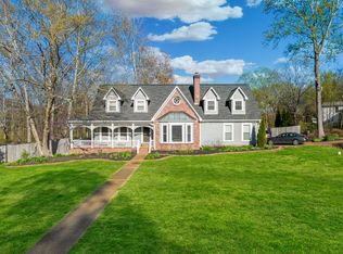 74 Summerfield Dr, Jackson, TN 38305