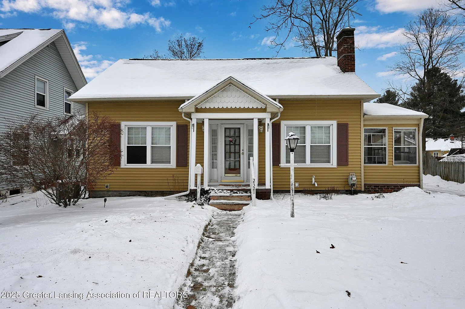 2321 Kensington Rd photo 1