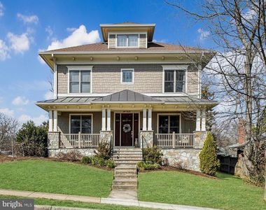 5637 34th St N, Arlington, VA, 22207