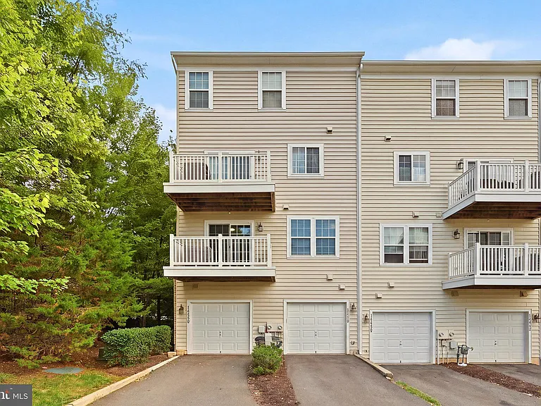 14848 Mason Creek Cir — Photo 34