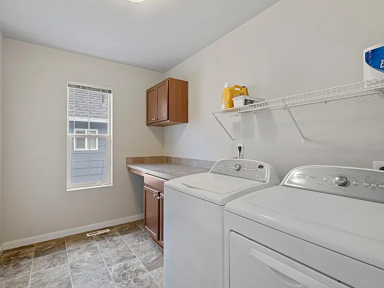 5463 Razor Peak Dr — Photo 25