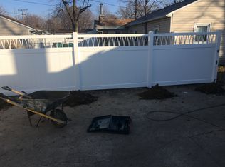 2101 McDonough St, Joliet, IL 60436