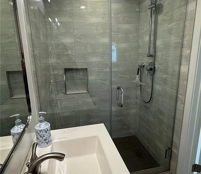 9353 Crystal View Dr — Photo 3