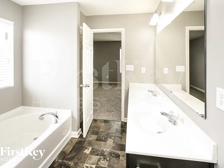 5773 Weeping Willow Pl — Photo 10