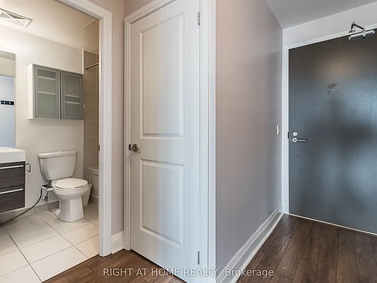 17 Zorra St #903 — Photo 6