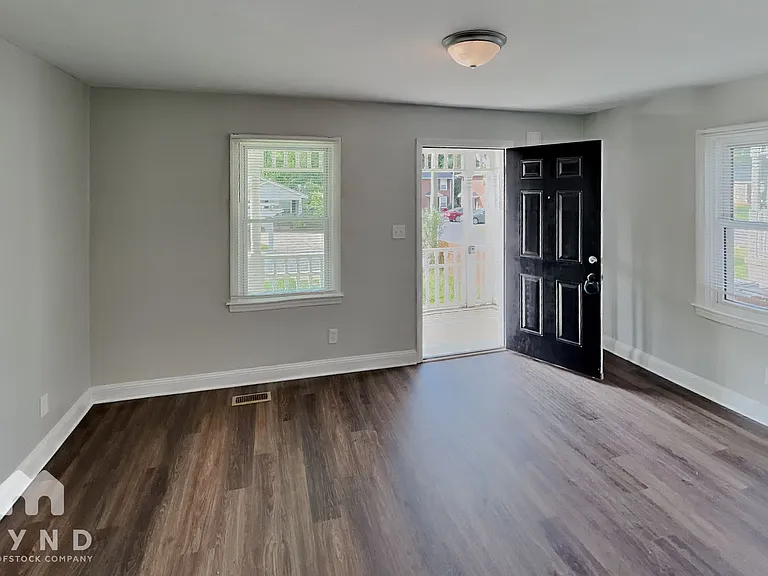 302 Jones St #302 — Photo 5