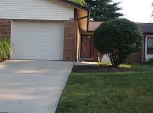 89 Timberbrook Dr #C, Saint Peters, MO 63376