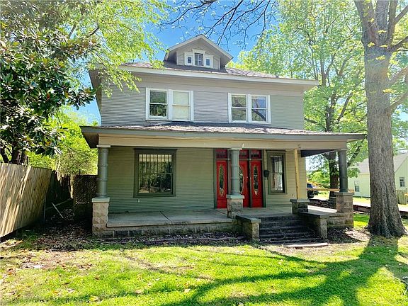 2nd image of 602 N 13th St