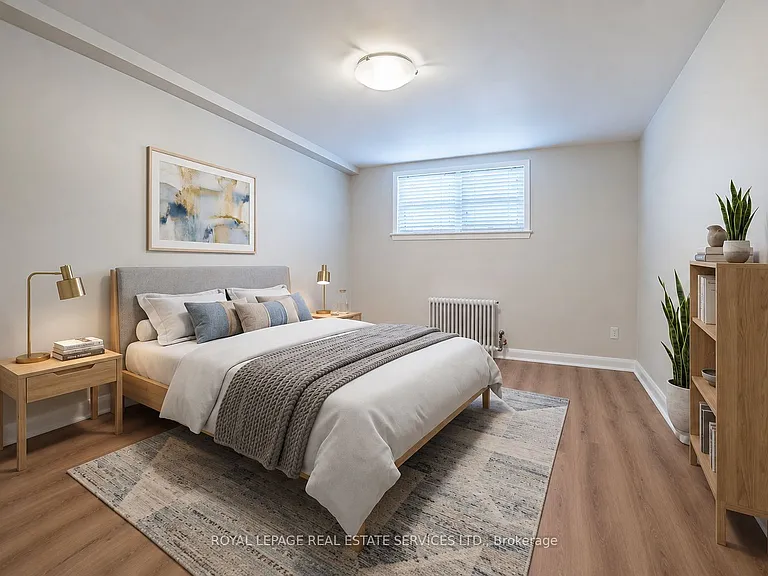 40 Emerald Cres #1 — Photo 26