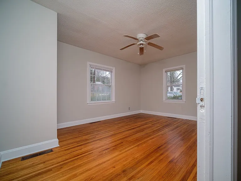 3030 Marlowe Ave — Photo 19