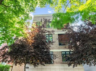 1833 W Addison St #2, Chicago, IL 60613