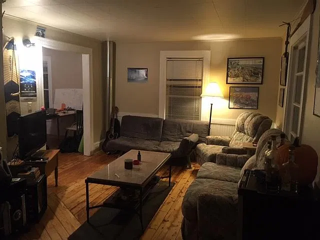 4 bed, 1400 sqft, $3,900 — Photo 4