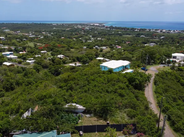 91 La Grange WE, St. Croix, VI 00840