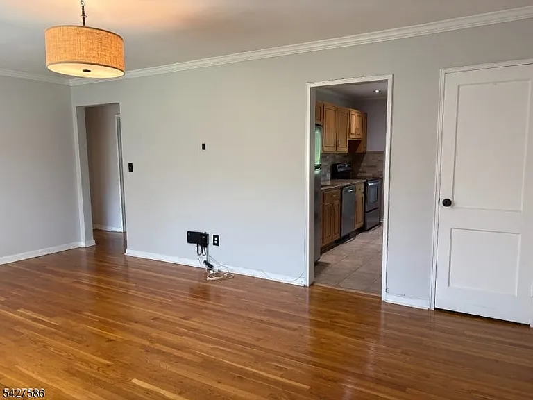 7 Troy Dr #B — Photo 8