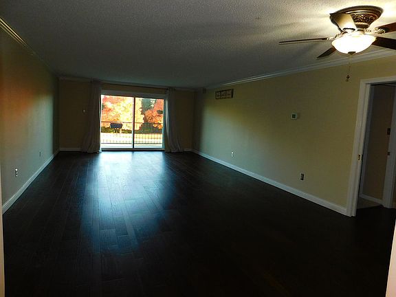 Large, living/dining area