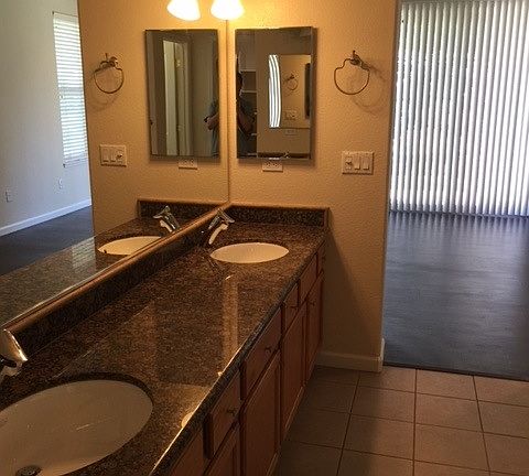 4th image of 4151 Arenzano Way