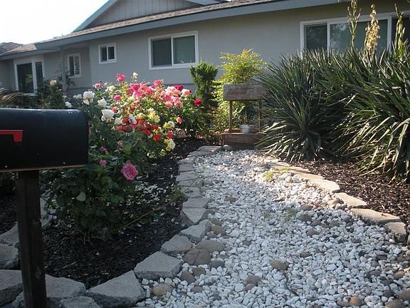 4th image of 1400 Riverview Dr