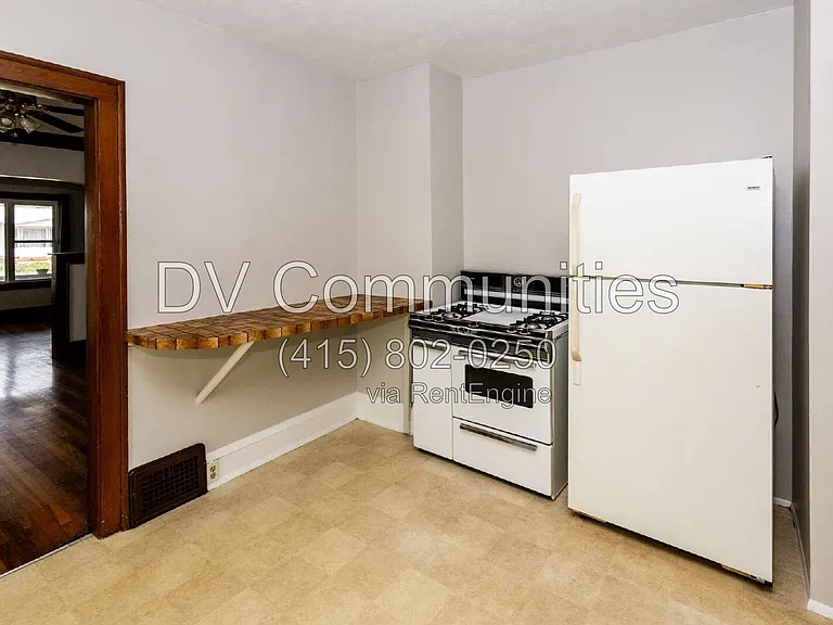 3765 W 134th St #1 — Photo 4