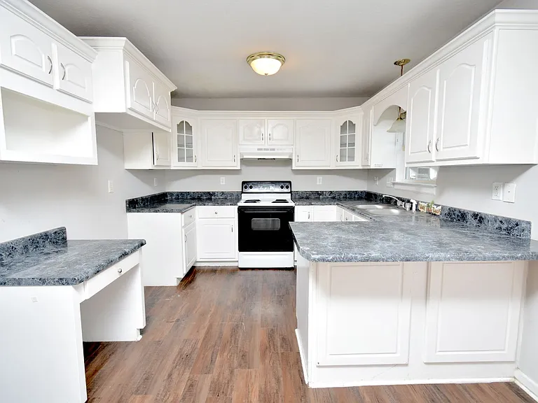 3544 Mutimer Dr — Photo 6