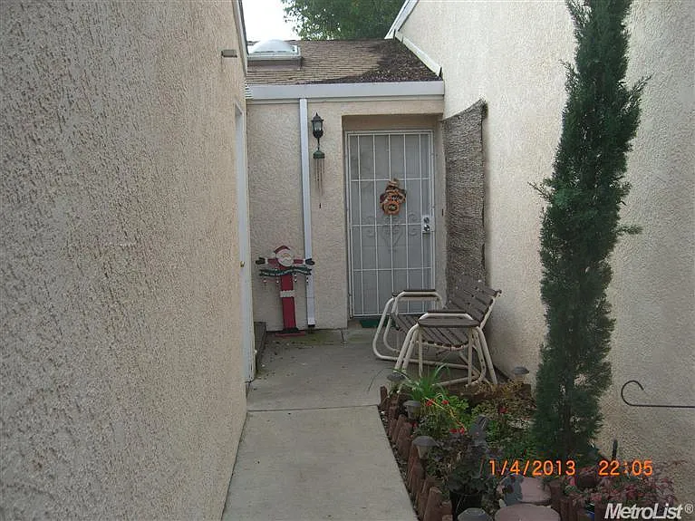 1604 Central Ave photo 1