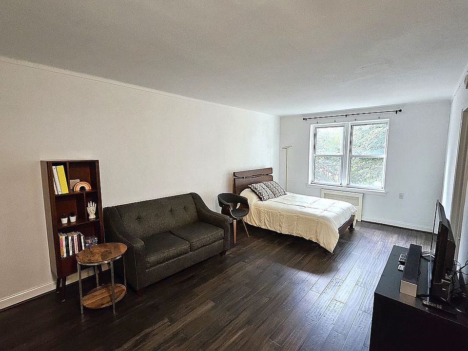 1st image of 110-20 71st Ave #304