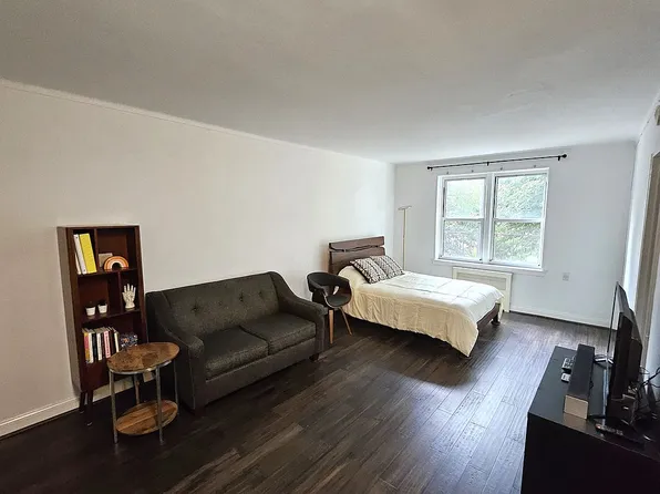 110-20 71st Ave #304, Queens, NY 11375