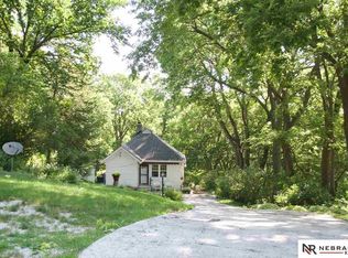 1401 Bellevue Blvd N, Bellevue, NE 68005