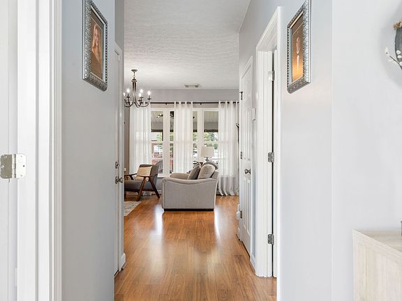 5th image of 5022 Claude Dr