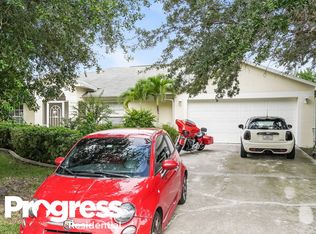 625 Archer Pkwy W, Cape Coral, FL 33904
