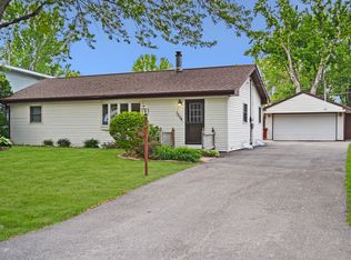 1506 Birch St, Holiday Hills, IL 60051