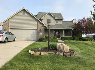 324 Ridge Ct, Ossian, IN 46777