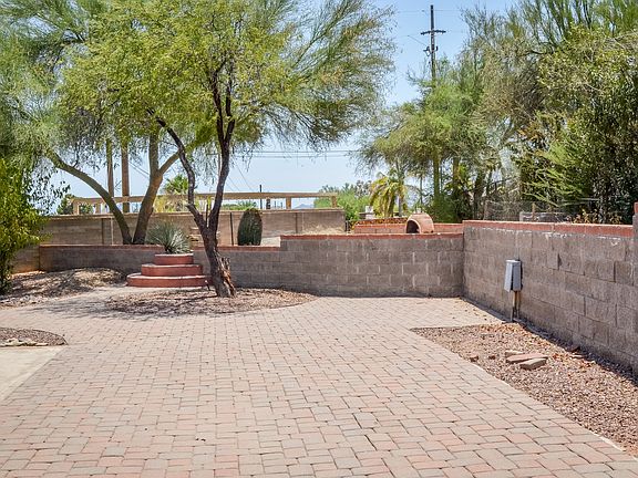 4th image of 3525 W Peterson Pl
