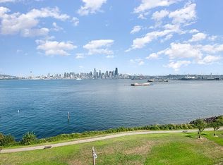 17XX Harbor Ave SW #403, Seattle, WA 98126