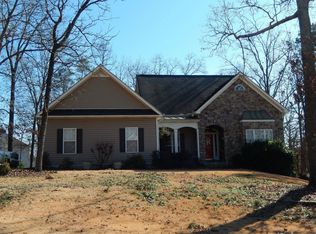 10 C J Dr, Euharlee, GA 30145