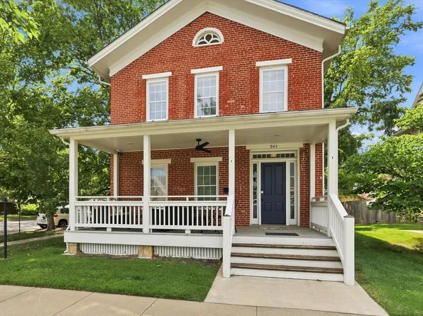 945 1/2 Kentucky St, Lawrence, KS 66044