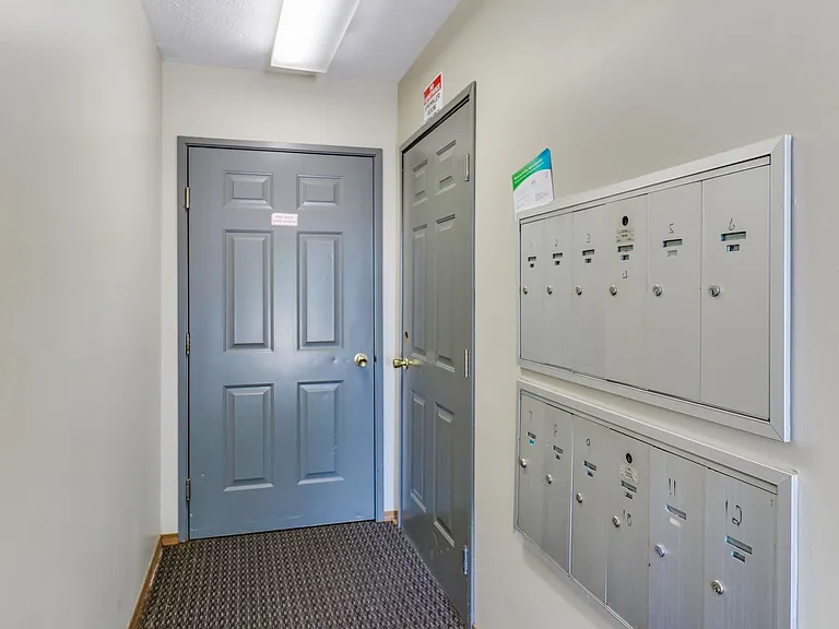 Christopher Way Apartments — Photo 55